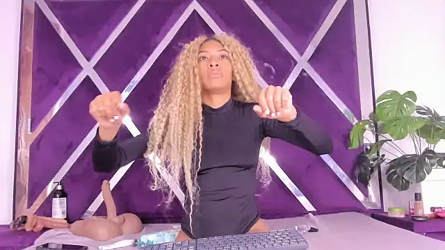 angelkyraasm online show from 01-07-26, 12:51