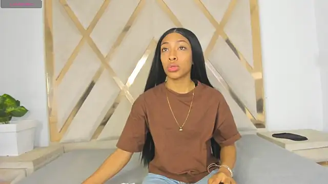 angelkyraasm online show from 06-18-26, 01:15