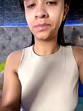 Isabella-Teen online show from 09-25-25, 02:15