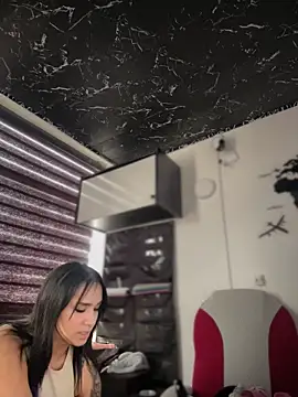 Isabella-Teen online show from 04-29-26, 05:30