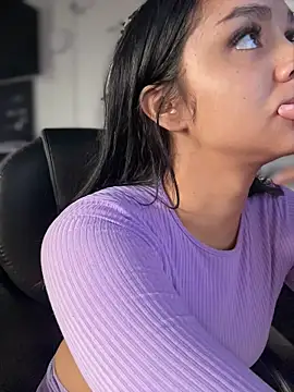 Isabella-Teen online show from 05-02-26, 02:11