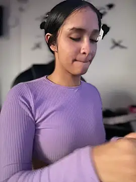 Isabella-Teen online show from 05-03-26, 01:50