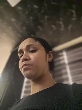 Isabella-Teen online show from 06-18-26, 07:29