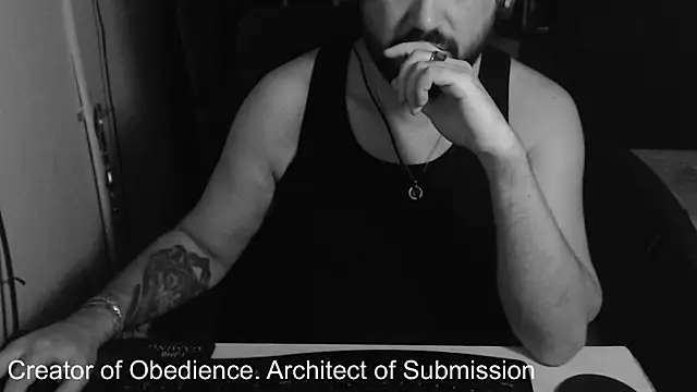 Snapshot of Lord_MasterX chatting on 09-26-25, 07:45 Lord MasterX online show from 09-26-25, 07:45