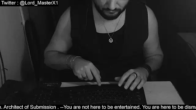 Snapshot of Lord_MasterX chatting on 10-09-25, 02:31 Lord MasterX online show from 10-09-25, 02:31