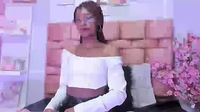 alix noa online show from 10-11-25, 07:23