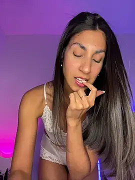 Snapshot of MaddyX__ chatting on 06-22-26, 08:06 MaddyX online show from 06-22-26, 08:06