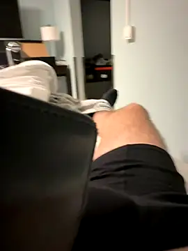 maxh08625 online show from 10-02-25, 08:49