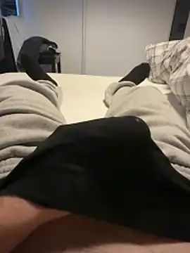 maxh08625 online show from 12-03-25, 12:36