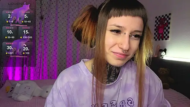 LilithPoison online show from 11-06-25, 06:09