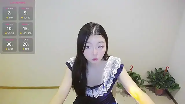 Momo-6 online show from 10-02-25, 07:48