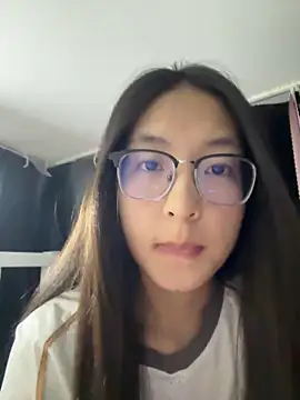 xiaobaimao6 online show from 11-25-25, 04:07