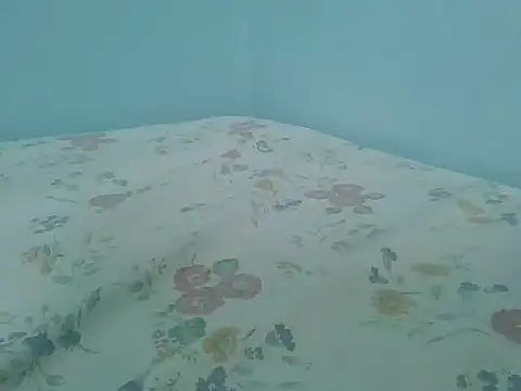 Snapshot of Naughty_queen20 chatting on 02-20-26, 07:21 Naughty queen20 online show from 02-20-26, 07:21