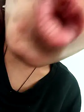 Snapshot of Aaisha-16 chatting on 03-03-26, 03:12 Aaisha-16 online show from 03-03-26, 03:12