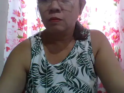 Snapshot of asian_bhebs1 chatting on 09-20-25, 10:44 asian bhebs1 online show from 09-20-25, 10:44