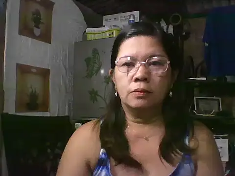 Snapshot of asian_bhebs1 chatting on 10-18-25, 09:37 asian bhebs1 online show from 10-18-25, 09:37