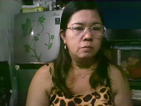 Snapshot of asian_bhebs1 chatting on 10-25-25, 06:24 asian bhebs1 online show from 10-25-25, 06:24