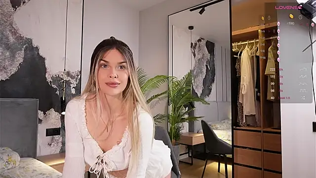 Youur sweetheart online show from 09-15-25, 02:50