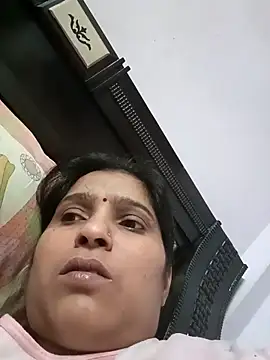 aliya-jaan71 online show from 04-13-26, 01:27