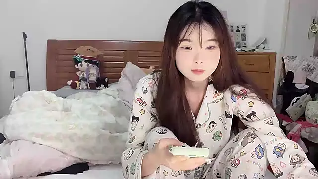 Akong11 online show from 10-04-25, 06:39