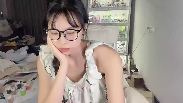 Akong11 online show from 08-08-26, 05:15