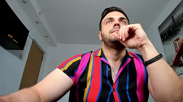 Snapshot of Jace_Thorne chatting on 10-05-25, 07:01 Jace Thorne online show from 10-05-25, 07:01