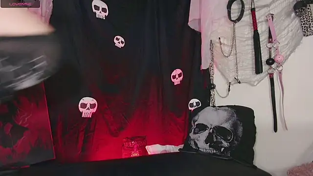 agathaaiko6 online show from 11-15-25, 12:52