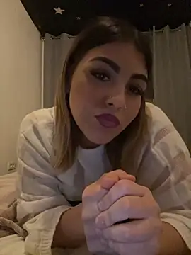 lolaadora online show from 10-08-25, 10:40