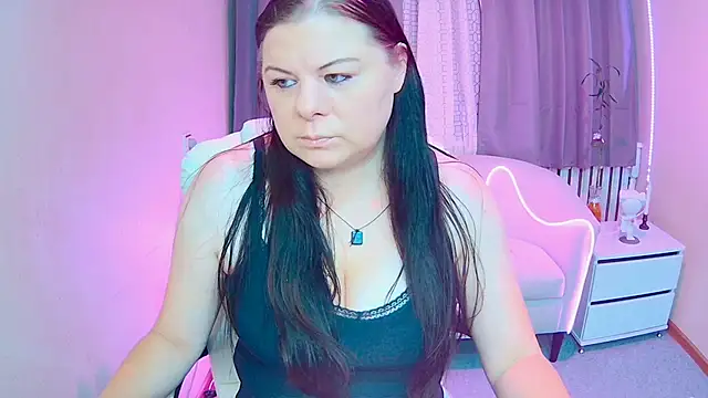 BritneyRaine online show from 11-11-25, 07:08