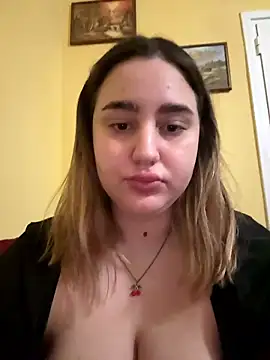 Snapshot of marouska_official chatting on 01-16-26, 06:56 marouska official online show from 01-16-26, 06:56