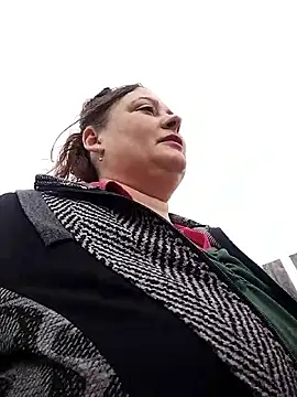 Snapshot of Flacara100 chatting on 03-16-26, 08:29 Flacara100 online show from 03-16-26, 08:29