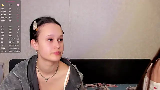 GabrielleLynchard online show from 09-30-25, 06:57