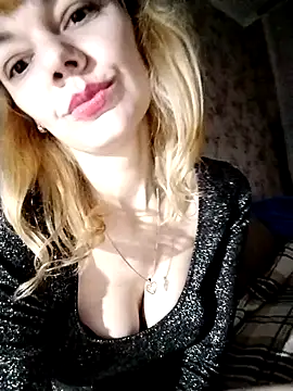 AliceSwan1122 online show from 10-21-25, 10:21