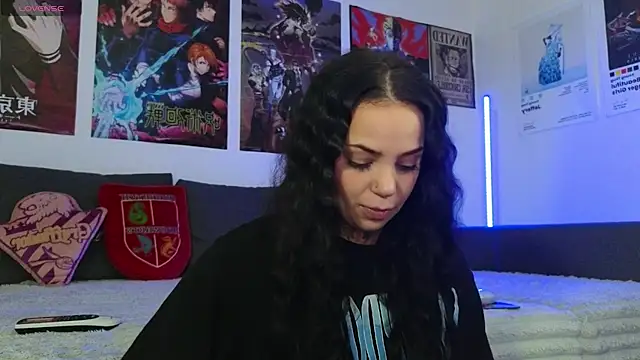 KiraQuinn1 online show from 10-06-25, 02:36