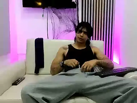 toji luxxer online show from 10-28-25, 09:17