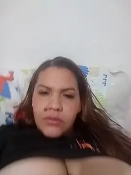 LaraStons online show from 09-22-25, 05:15