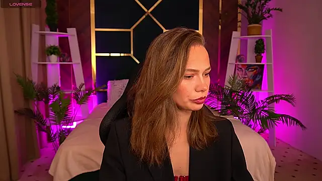 ShyySiren online show from 10-24-25, 01:51