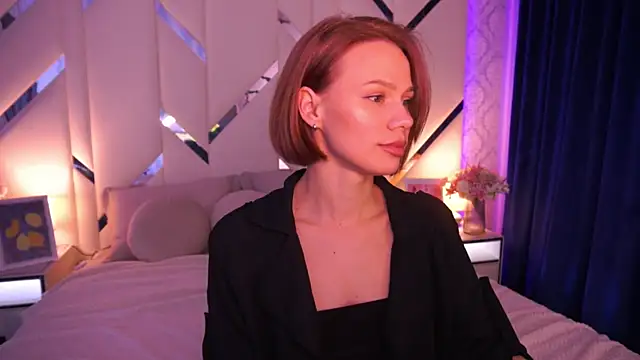 ShyySiren online show from 05-12-26, 01:19