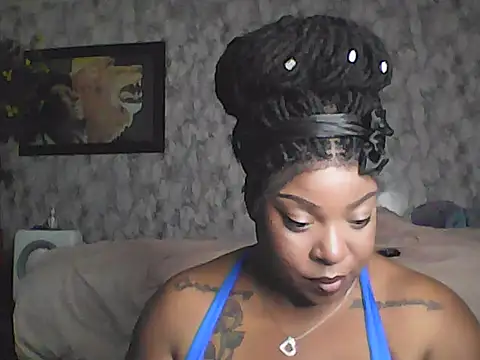 BellaBlaze25 online show from 06-07-26, 07:06
