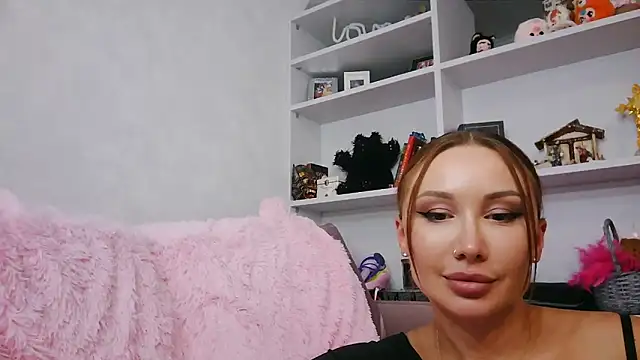 Elyvethh online show from 11-10-25, 03:16