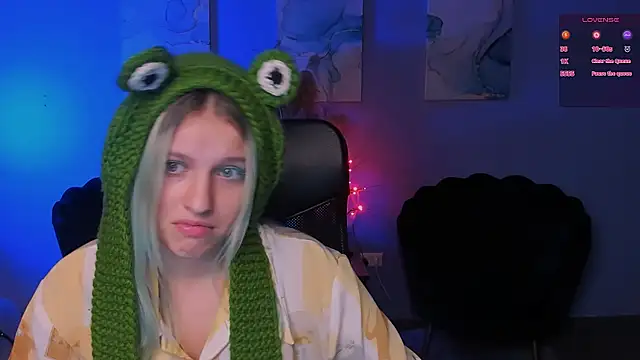 kaela spell  online show from 11-14-25, 01:10