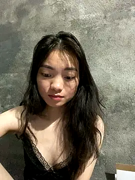 Snapshot of Bella_sexy98 chatting on 09-18-25, 03:36 Bella sexy98 online show from 09-18-25, 03:36