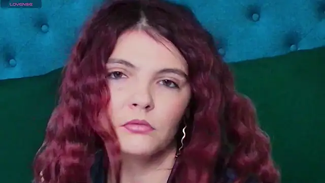 Snapshot of DesireeKeys chatting on 10-31-25, 04:57 DesireeKeys online show from 10-31-25, 04:57