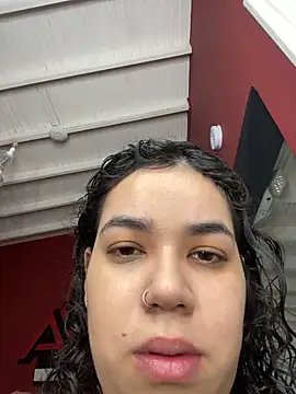 Snapshot of krisstenSantos chatting on 10-22-25, 11:54 krisstenSantos online show from 10-22-25, 11:54