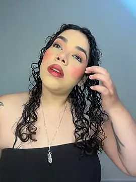 krisstenSantos online show from 12-01-25, 11:59