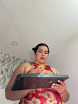 krisstenSantos online show from 05-06-26, 01:05