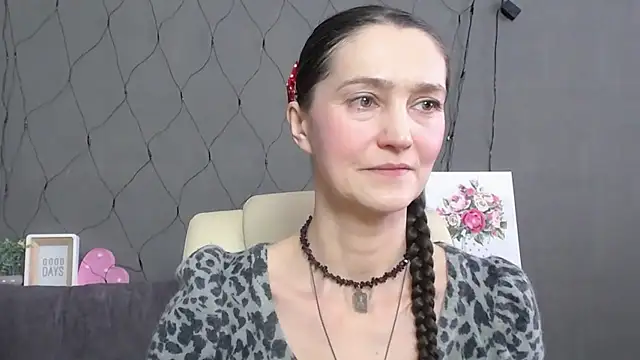 TayaFinch online show from 02-01-26, 01:09