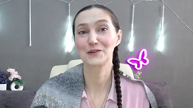 Snapshot of TayaFinch chatting on 03-06-26, 01:18 TayaFinch online show from 03-06-26, 01:18