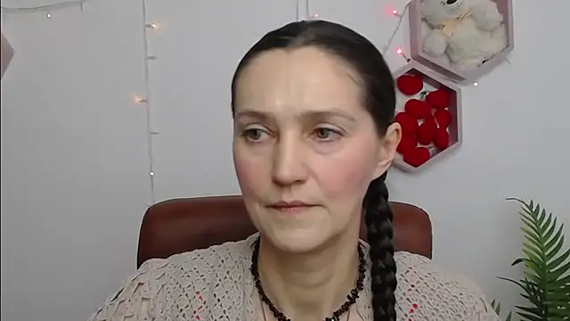 Snapshot of TayaFinch chatting on 03-14-26, 01:16 TayaFinch online show from 03-14-26, 01:16