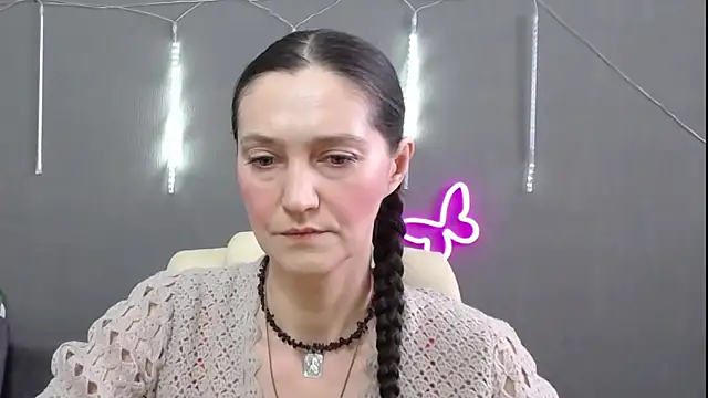 Snapshot of TayaFinch chatting on 03-15-26, 01:06 TayaFinch online show from 03-15-26, 01:06